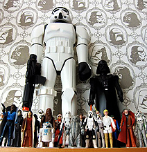 Imperial Forces Wallpaper: The Dark Side Of Interior Design