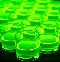 Crazy Glow Stick Experiment: Let There Be Light! Crazy Glow Stick Experiment: Let There Be Light!