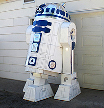 Insanely Dedicated Star Wars Fan Builds Massive R2D2 Insanely Dedicated Star Wars Fan Builds Massive R2D2