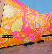 World’s Largest Post-It Stop Motion Uses 350,000 Notes World’s Largest Post-It Stop Motion Uses 350,000 Notes