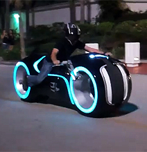 The Real Tron Light Cycle In Action [Video]