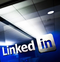 LinkedIn Interaction Mapped & Presented [Infographic]