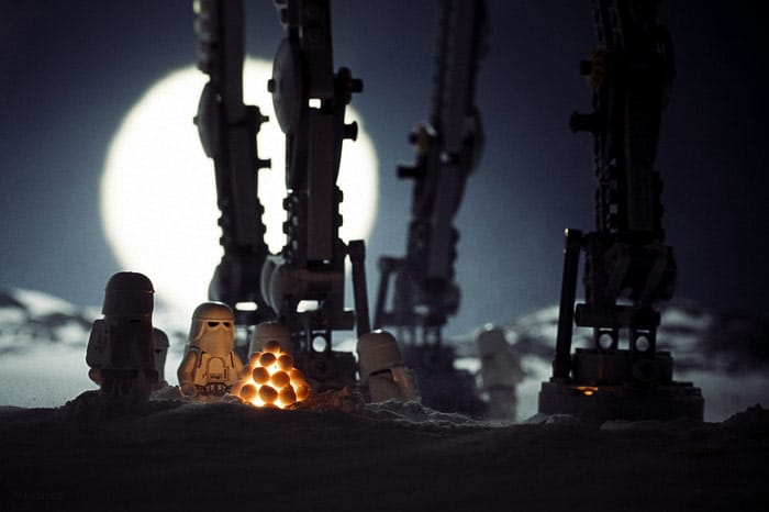 AT-AT Walker With Stormtroopers Light