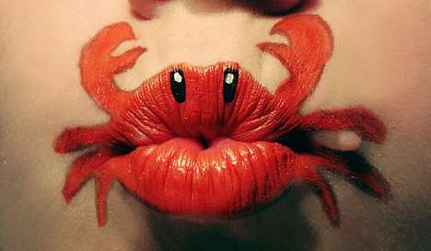 Body Painting On Lips