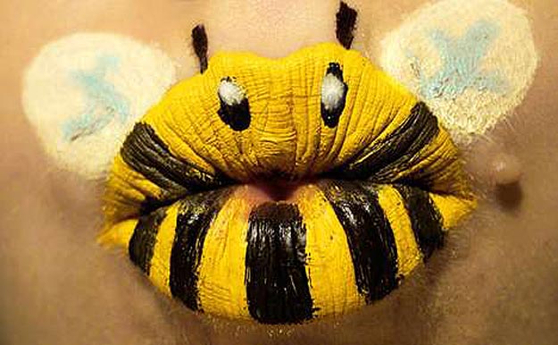 Body Painting On Lips