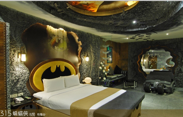 Love Motel Batman Room Hotel