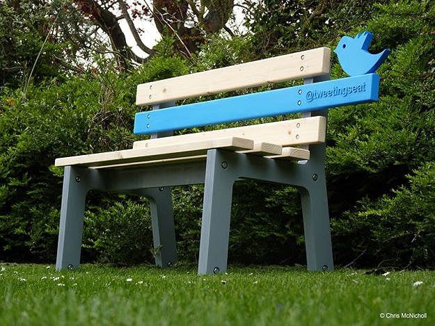 Park Bench Twitpics and Tweets