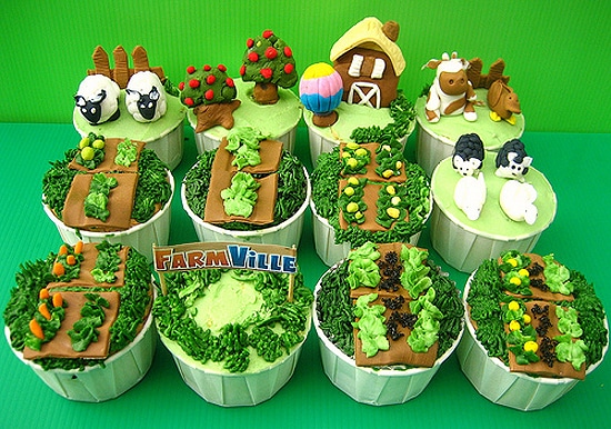 Farmville Facebook Decorated Cupcakes