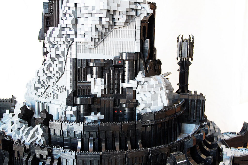 Epic Lego Barad-dur Tower Build