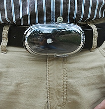 Geek Style: Belt Buckles Made From Computer Mice