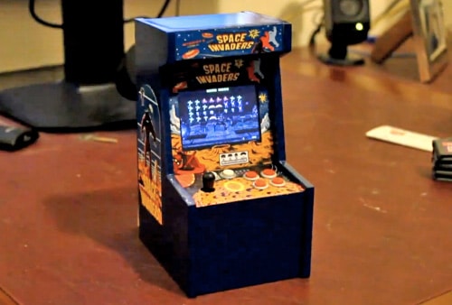 Micro Space Invaders Arcade Game