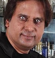 The World’s First Gold & Diamond Contact Lenses The World’s First Gold & Diamond Contact Lenses