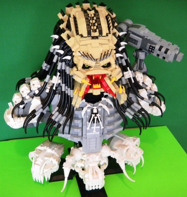 Predator Lego Bust Portrait Build