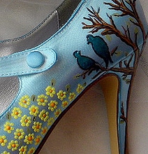 Twitterholic Ladies: Elegant Hand Painted Satin Twitter Pumps Twitterholic Ladies: Elegant Hand Painted Satin Twitter Pumps