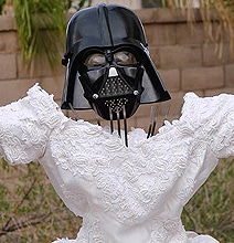 The Man Who Found 101 Uses For His Ex-Wife’s Wedding Dress The Man Who Found 101 Uses For His Ex-Wife’s Wedding Dress