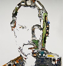 Steve Jobs Portrait Made From Old MacBook Pro Parts Steve Jobs Portrait Made From Old MacBook Pro Parts