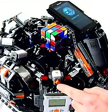 Lego Build Solves Rubik’s Cube & Beats The Record