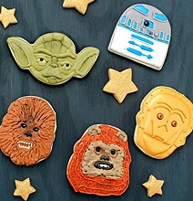 Creative Star Wars Cookies Made With Santa Claus Cookie Cutters