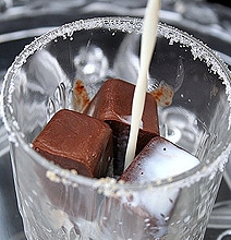 Dreamy Food Design: Chocolate Ice Cubes In Vanilla Milk Dreamy Food Design: Chocolate Ice Cubes In Vanilla Milk