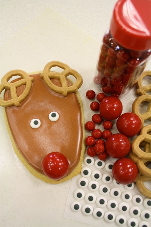 How To Decorate Holiday Cookies
