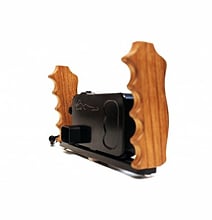 This Underwater Case For iPhone 4 & 4S Is An Epic Accessory