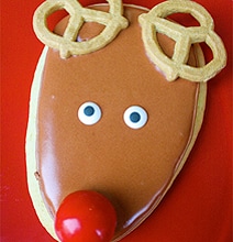 The Cutest DIY Rudolph Holiday Cookies Ever