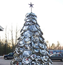 Behold The Hubcap Christmas Tree