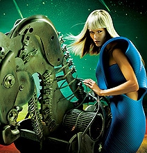 Sci-Fi Chic: A Colorful Look At Dreamy Futuristic Fashions Sci-Fi Chic: A Colorful Look At Dreamy Futuristic Fashions