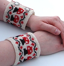 Geekify Your Wrists: Knitted Mario Mushroom Pulse Warmers Geekify Your Wrists: Knitted Mario Mushroom Pulse Warmers
