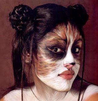 Extreme Body Painting Designs On Hands