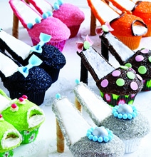 High Heel Cupcakes For Fashionistas With A Sweet Tooth High Heel Cupcakes For Fashionistas With A Sweet Tooth