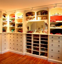 Design Inspiration: 12 Dreamy Luxurious Walk-In Closets Design Inspiration: 12 Dreamy Luxurious Walk-In Closets