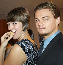Facebook Prank: Photoshop Celebrities In Your Party Photos [10 Pics]