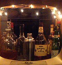 DIY Mod: Retro Television Transformed Into A Badass Bar