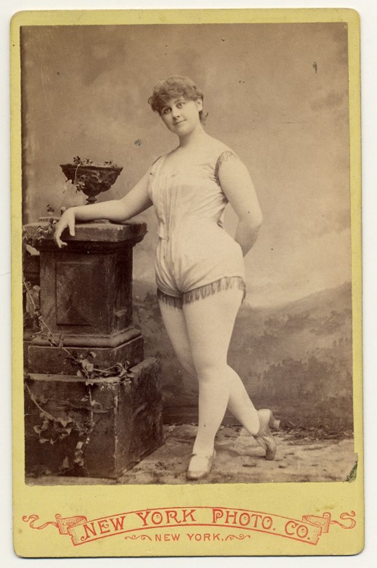 Exotic-Dancers-In-1800s Exotic-Dancers-In-1800s