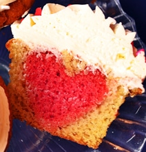 I Heart You Cupcakes: Bake A Red Heart Surprise Inside I Heart You Cupcakes: Bake A Red Heart Surprise Inside