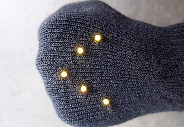 LED-Gloves-For-Bikers