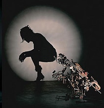 Extraordinary Shadow Art Made From Trash Extraordinary Shadow Art Made From Trash