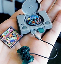 World’s Smallest Playstation Gaming Console Fits In Your Hand World’s Smallest Playstation Gaming Console Fits In Your Hand