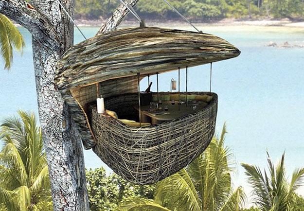 Birdhouse-Tree-Pod-Restaurant