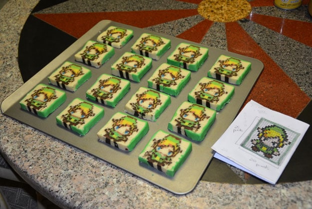 Zelda-Link-Pixelated-Cookies