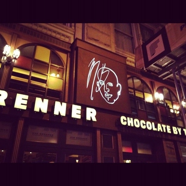 Chocolate-Max-Brenner-Outdoor