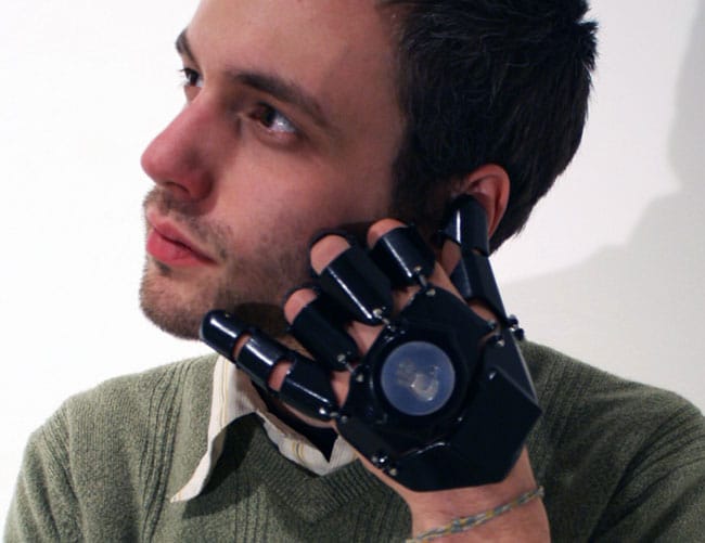 glove-one-cell-phone