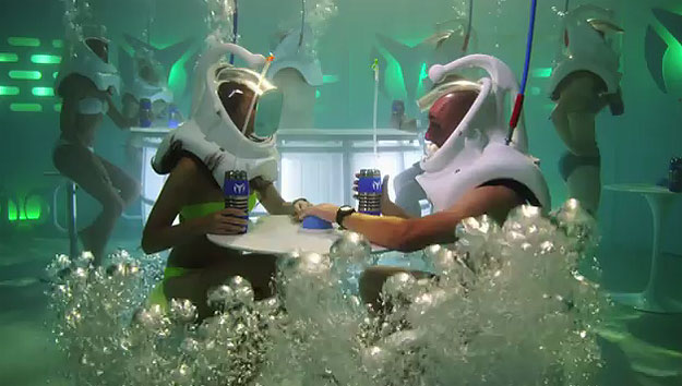 Underwater-Nightclub-Watch-Advertising