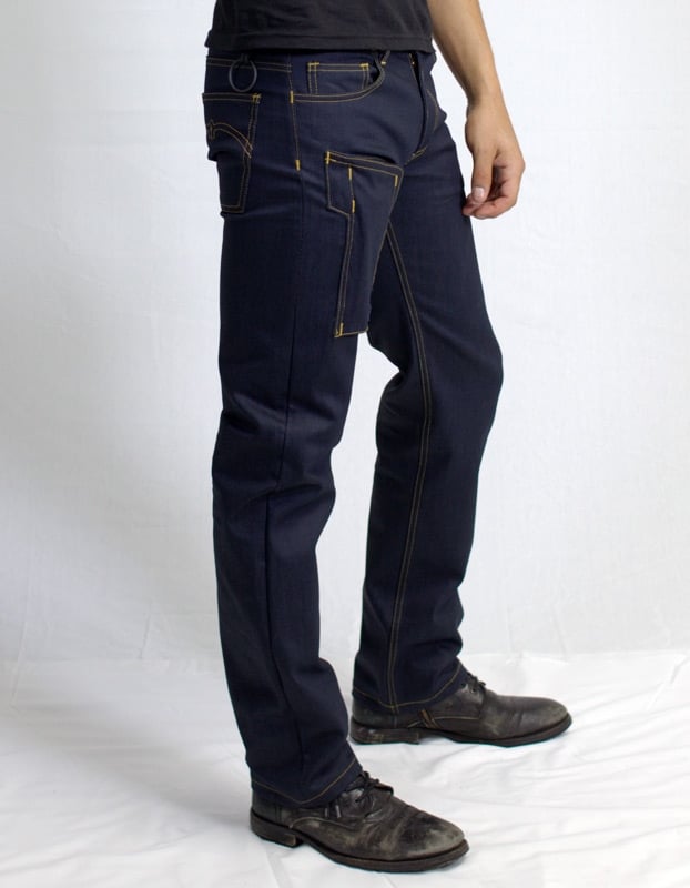 delta-iphone-pocket-jeans