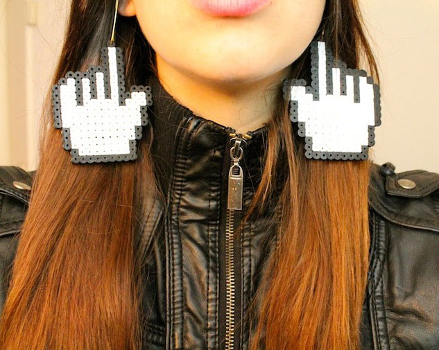 handmade-pixel-mouse-earrings