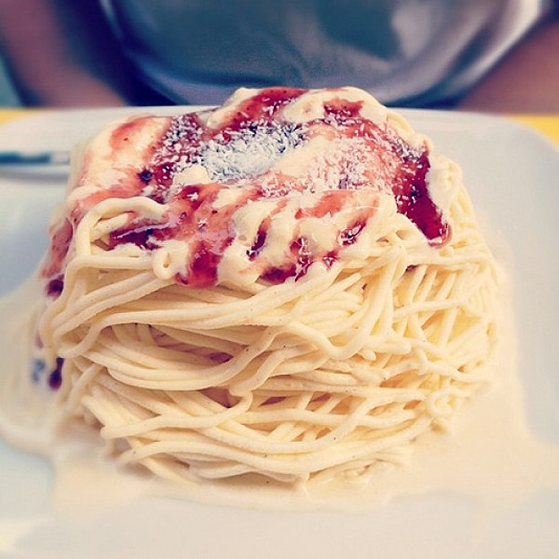 Spaghetti-Ice-Cream-Dessert