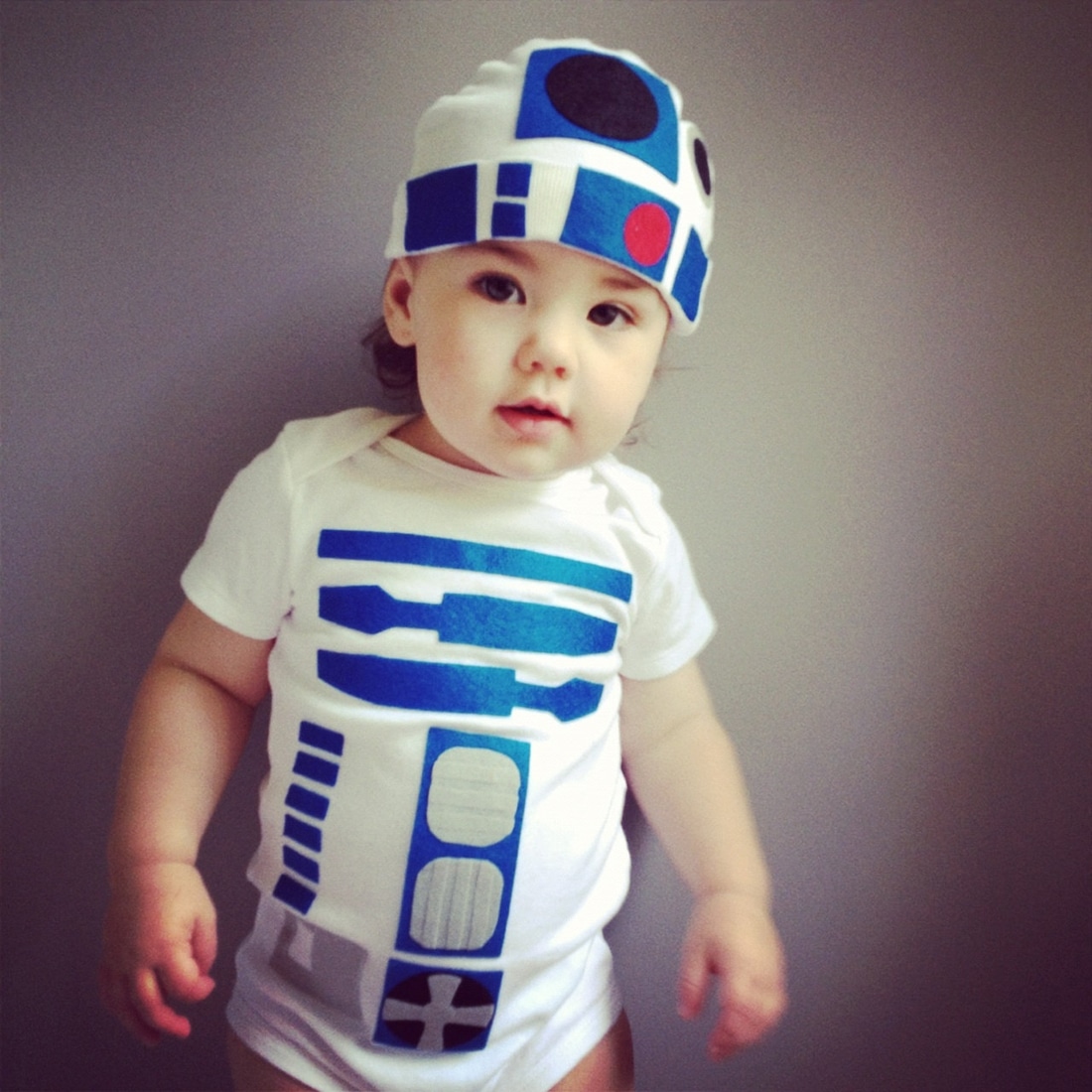 Baby-R2-D2-Costume