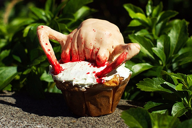 Headcrab-Scary-Bloody-Creative-Cupcake