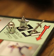 Play Monopoly With Mario: The Retro Nintendo Version Play Monopoly With Mario: The Retro Nintendo Version